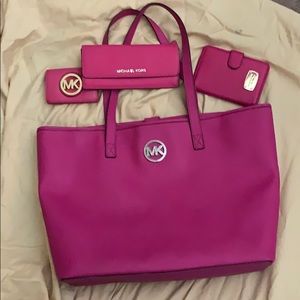 💕Michael Kors Bundle💕